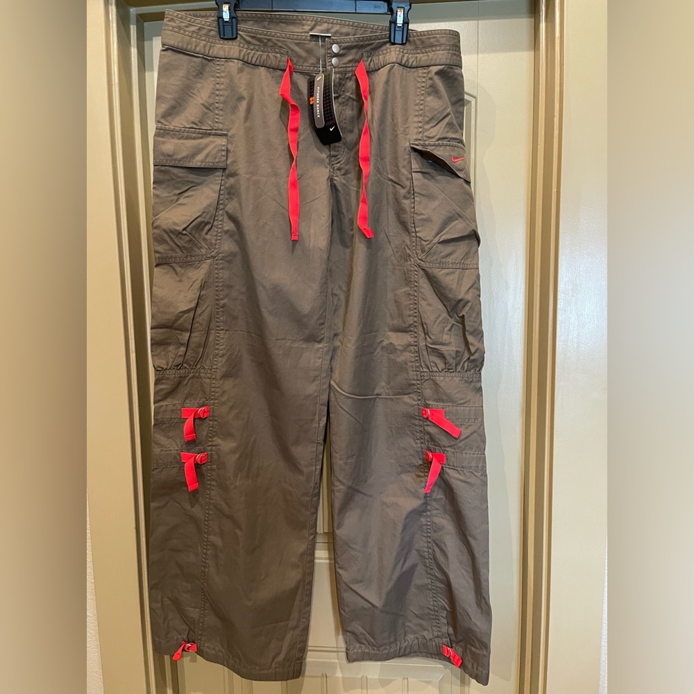 Nike women’s parachute cargo pants